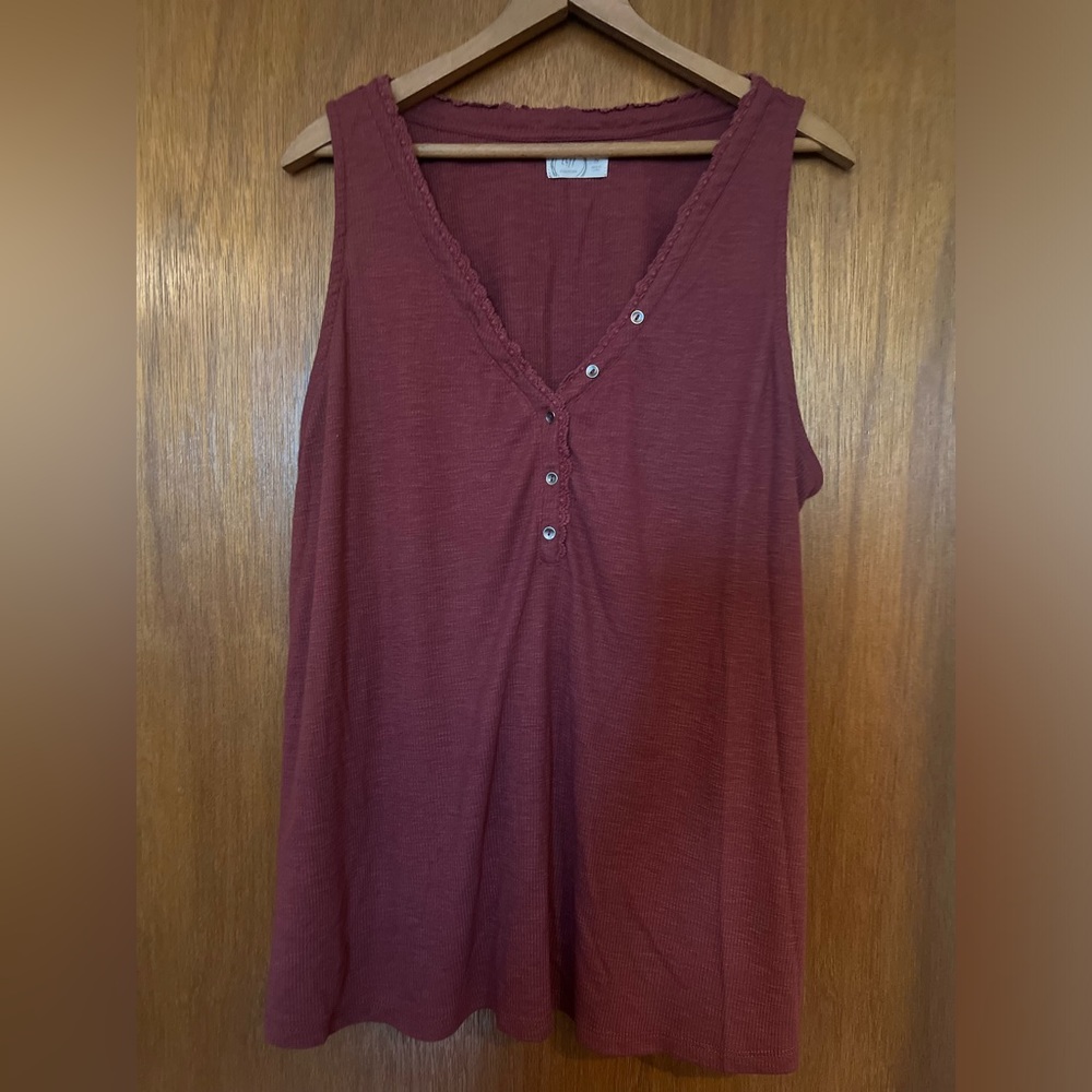 Maurice’s Sleeveless top